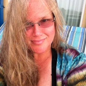 Meet your Posher, Renee